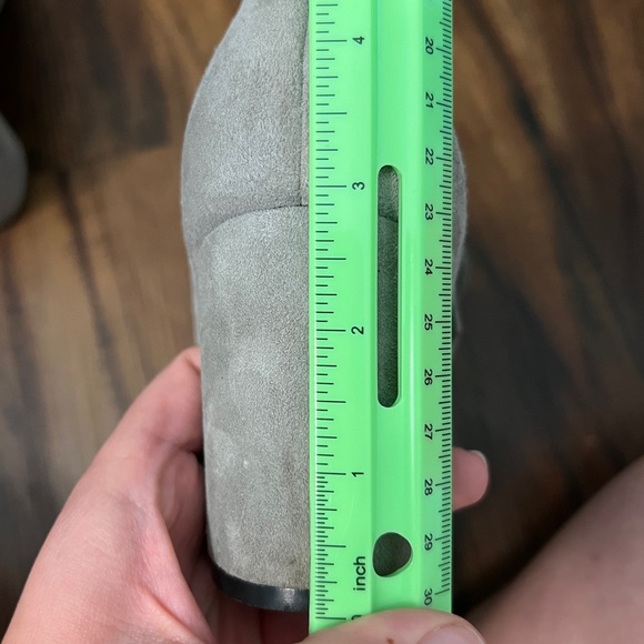 Marc Fisher Grey Suede Mary Jane Pumps w/ Buckle Closure - Picture 5 of 8